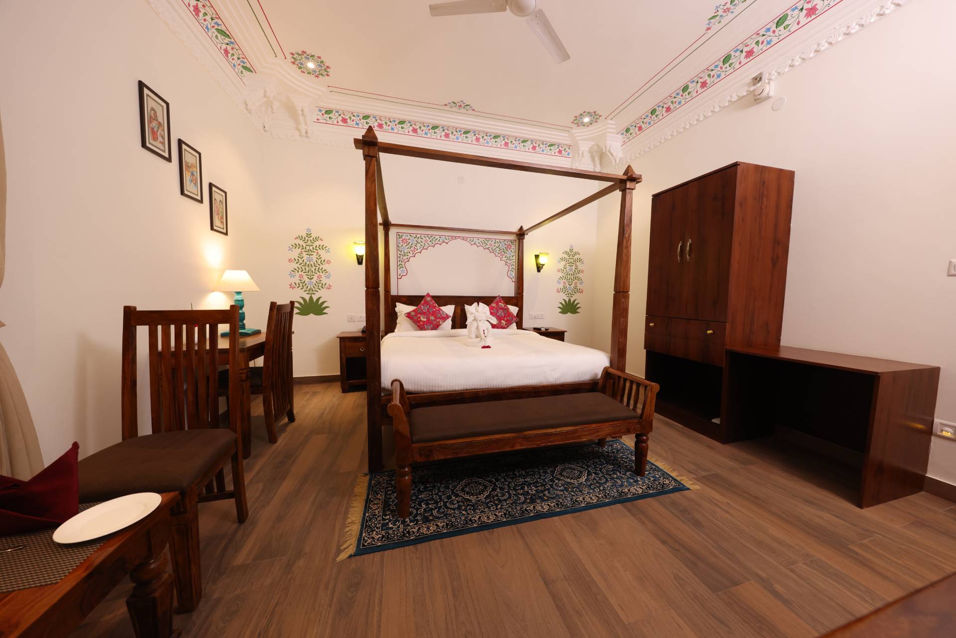 Deluxe Room View 3